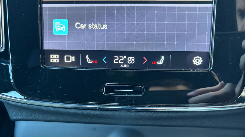 Volvo XC40 2.0 B3P Core 5dr Auto Petrol Estate